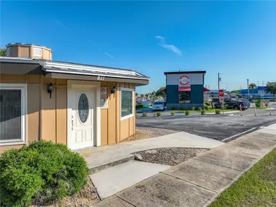 811 Bay Street, FL