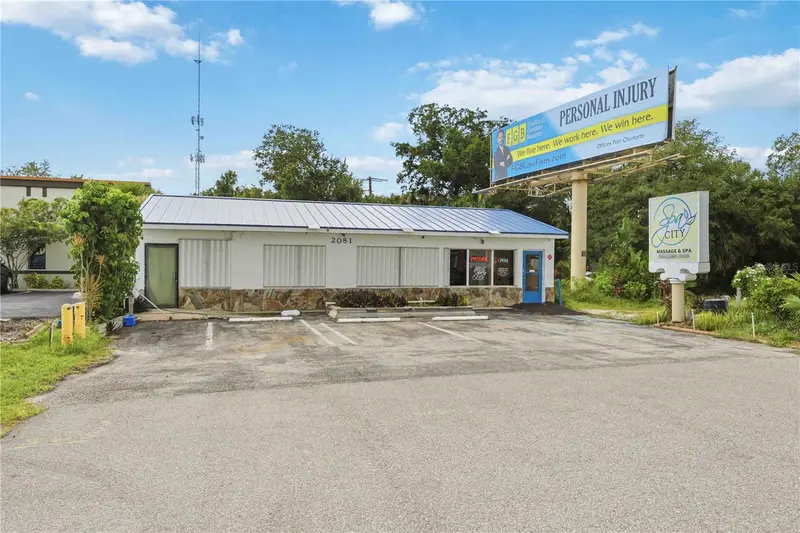 2081 Tamiami Trail, FL