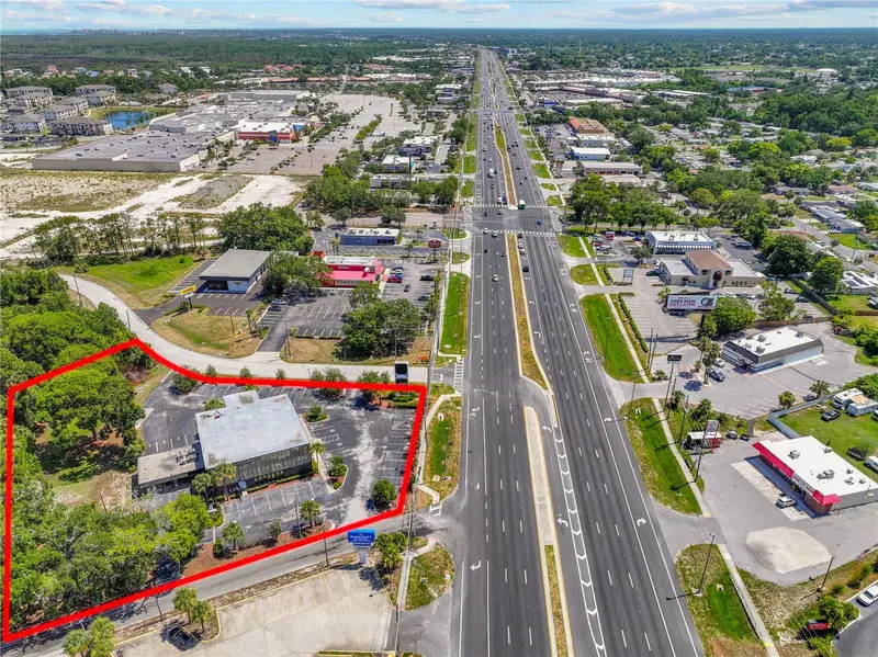 9037 S Us 19 Hwy S #9037, FL
