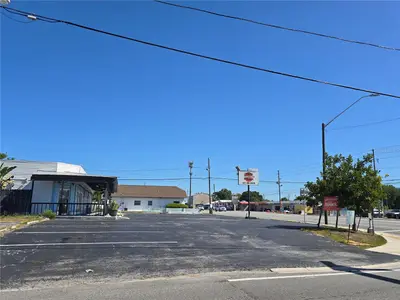 11002 Seminole Boulevard, FL