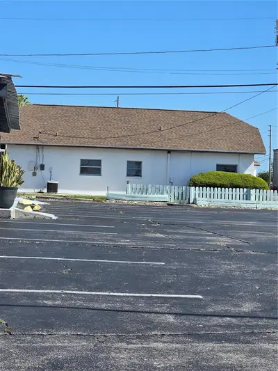 11002 Seminole Boulevard, FL