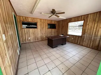 1614 9th Street, FL