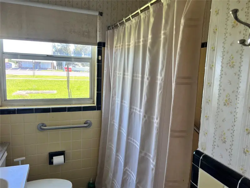 104 Grace Ave, FL