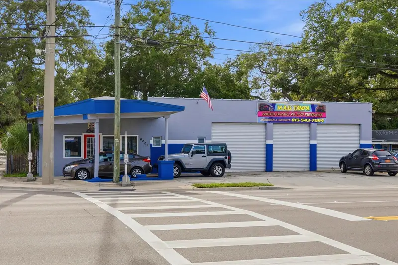 6200 N Nebraska Ave, FL