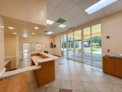 690 Lake Forest Boulevard, FL