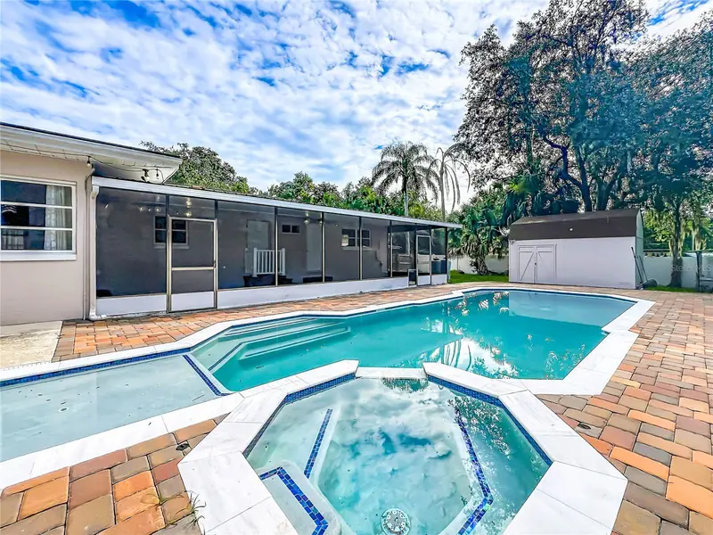 52 Clark St, FL