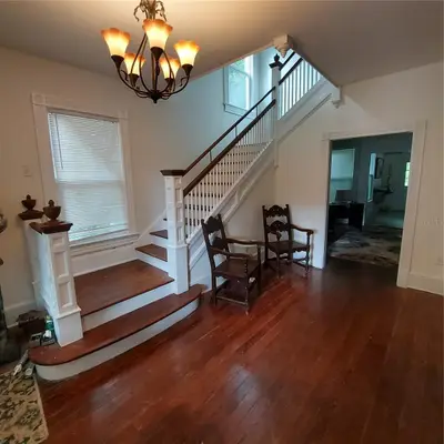 331 New York Avenue, FL