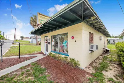 29 10th Street, FL