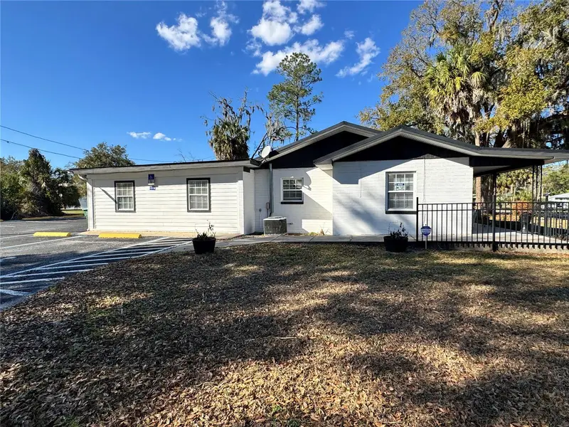 304 Ne 1st St, FL
