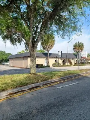 1302 N Main St, FL