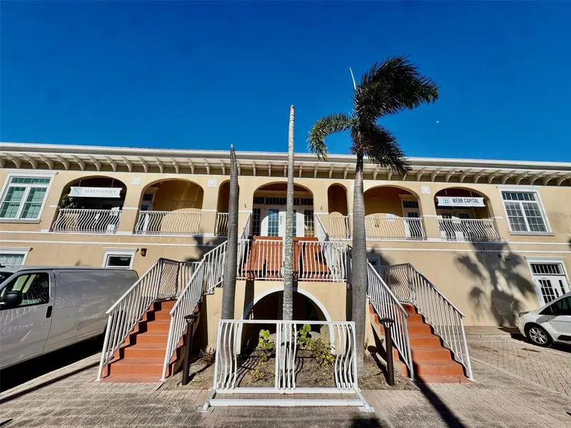 101 S Bay Blvd #A2, FL
