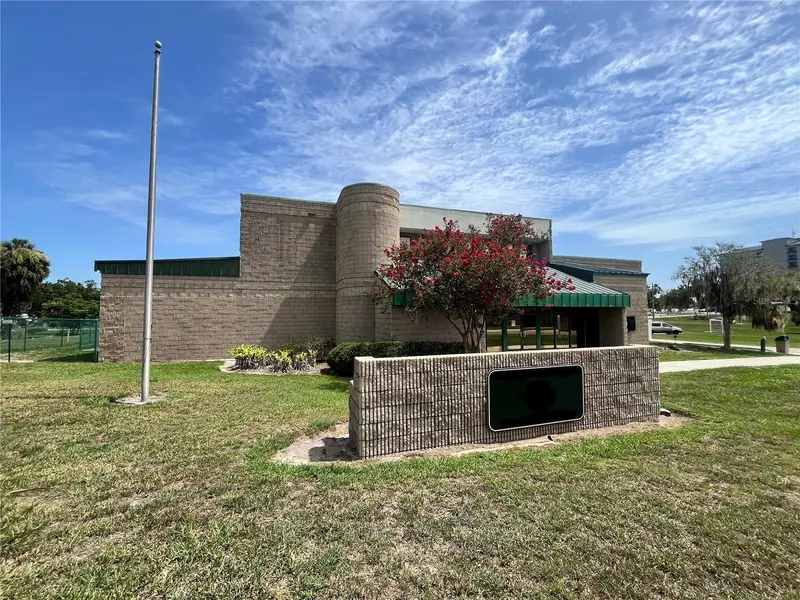 450 W Main St #2nd Floor, FL