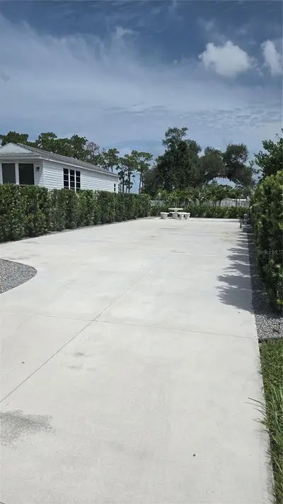 237 Bainbridge Drive, FL