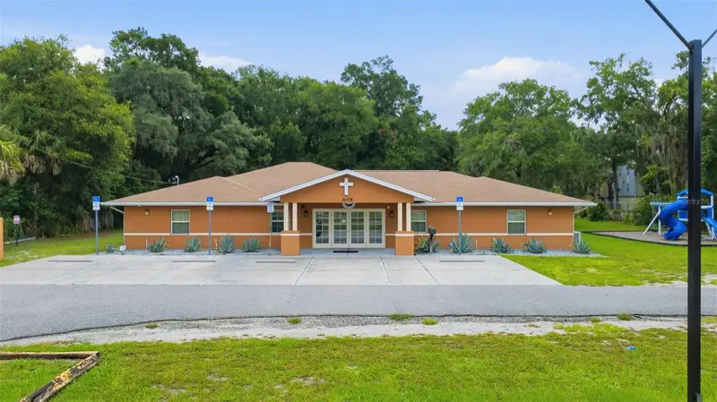 3075 N Goldenrod Rd, FL