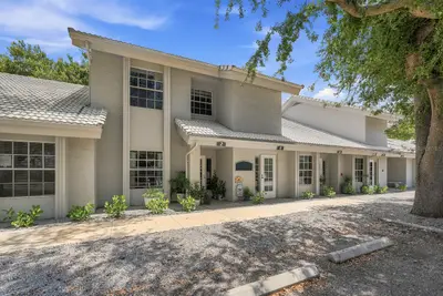 1515 Tamiami Trail, FL