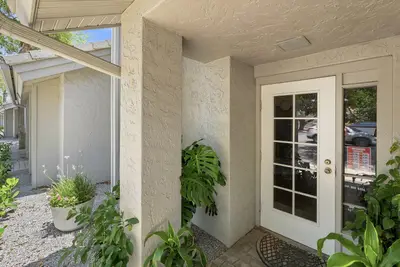 1515 Tamiami Trail, FL