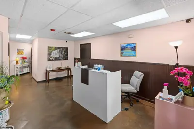 1515 Tamiami Trail, FL