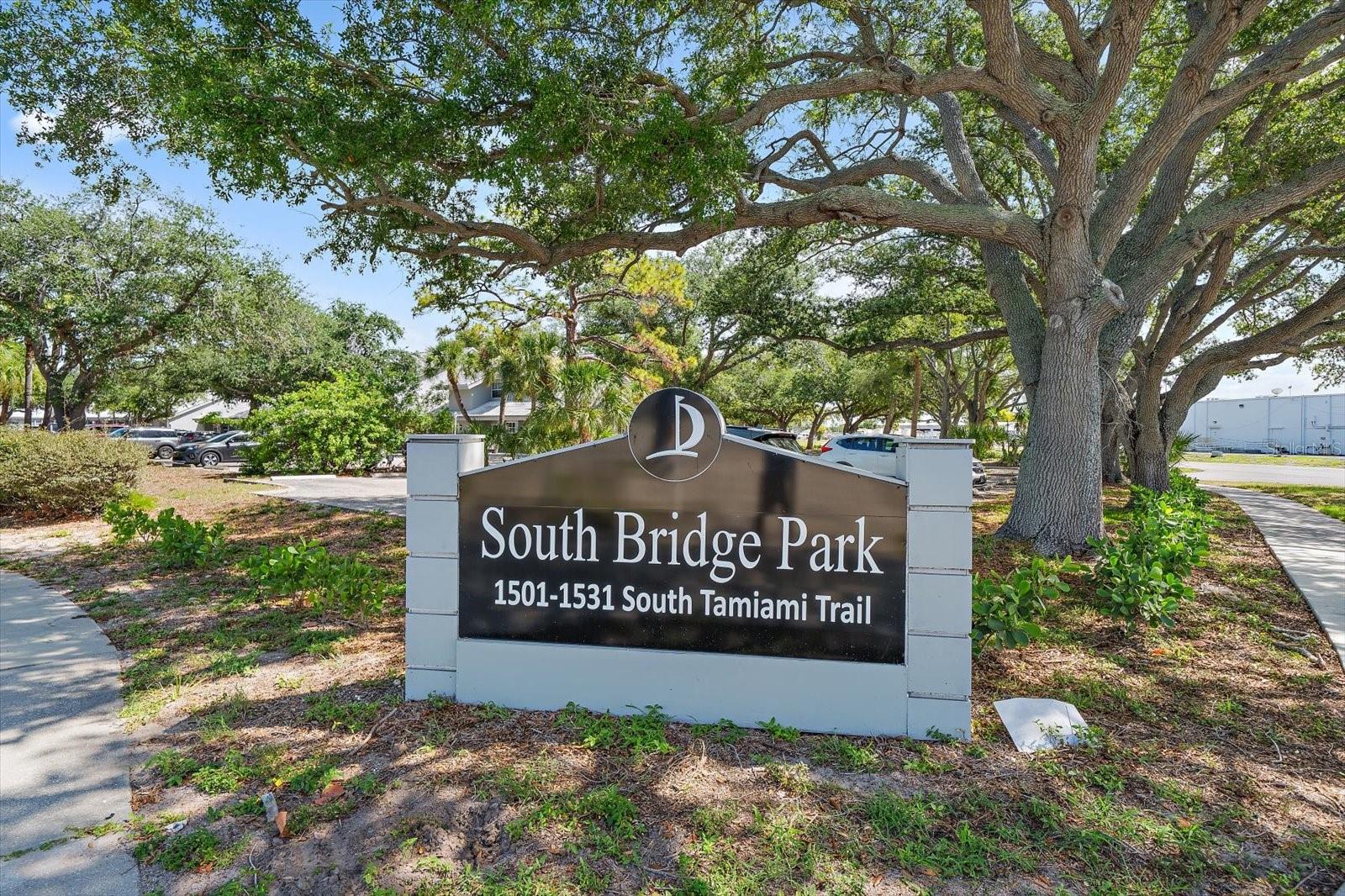 1521 Tamiami Trail, FL