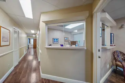 1521 Tamiami Trail, FL