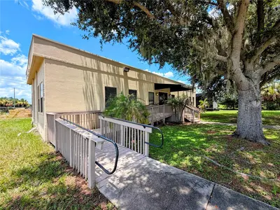 2290 92 Highway, FL