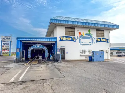 1108 Commercial Way, FL