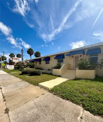 940 Halifax Drive, FL