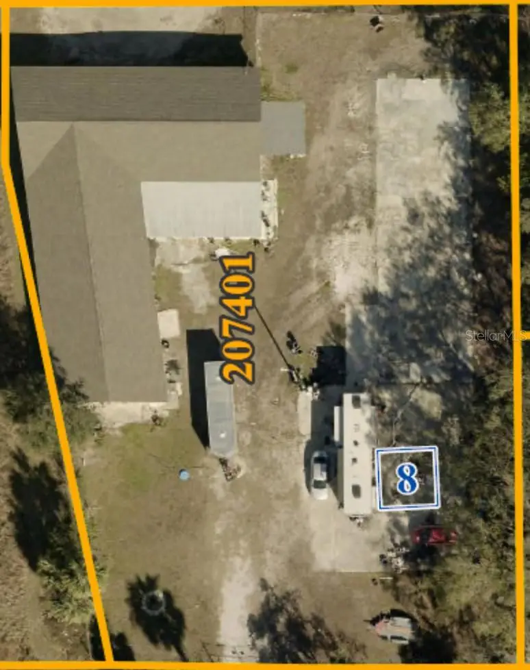 301 E Tomlin St, FL
