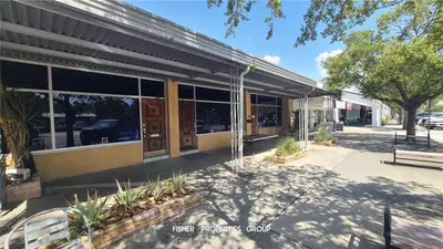 211-213 Davis Boulevard, FL