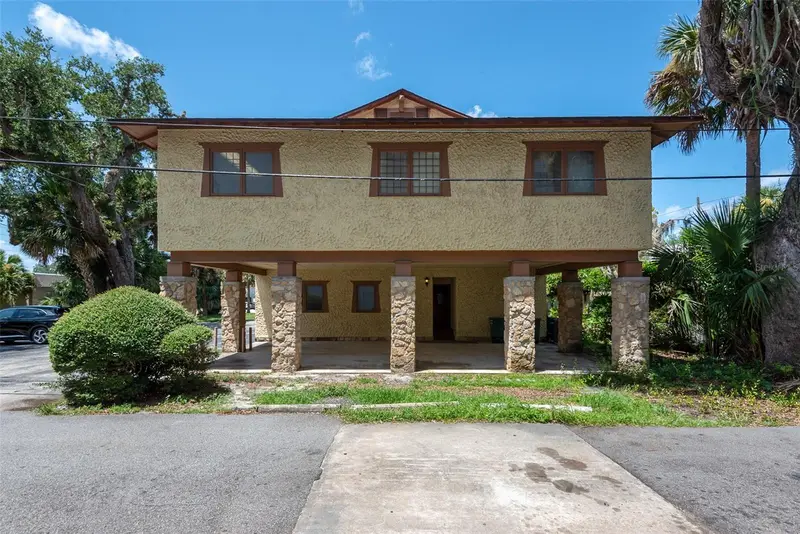 205 Magnolia St, FL