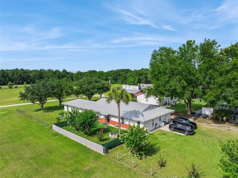 15000 S Us Highway 441 Hwy S, FL
