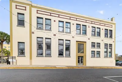 400 Main Street, FL