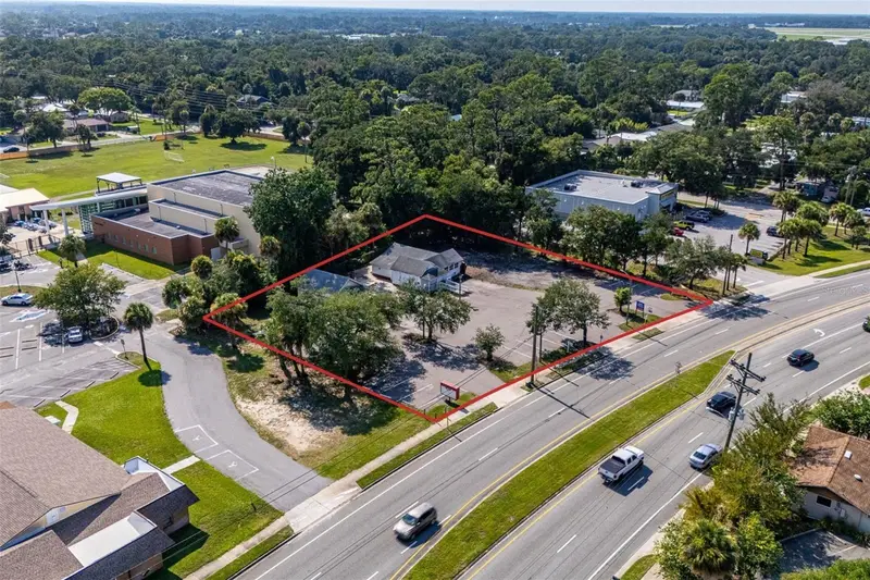 1042 N Dixie Fwy, FL
