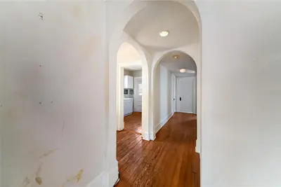 411 Burns Court, FL