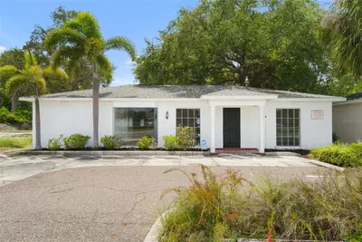 1455 Court Street, FL