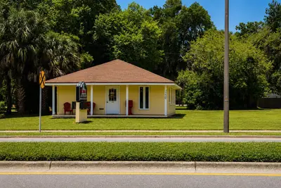 7230 Us Highway 301, FL