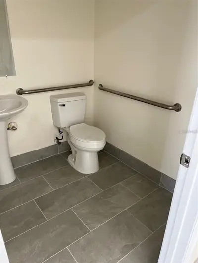 119 Tamiami Trail, FL