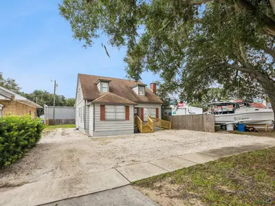 25 Pinecrest Avenue, FL