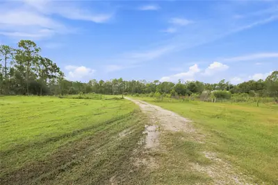 8146 Tropicaire Boulevard, FL