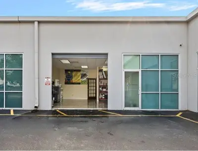 7901 Kingspointe Parkway, FL