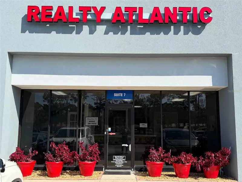 4984 Palm Coast Pkwy Nw #7, FL