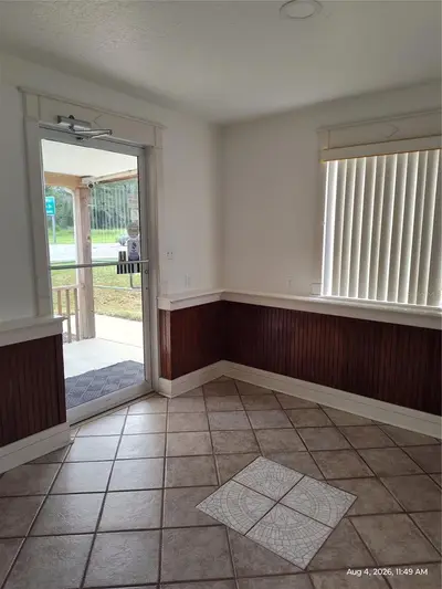 320 Hwy 441, FL