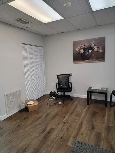 1521 Tamiami Trail, FL