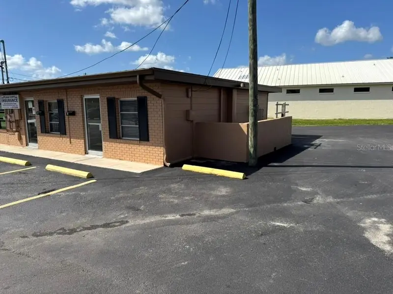 1804 W Baker St, FL