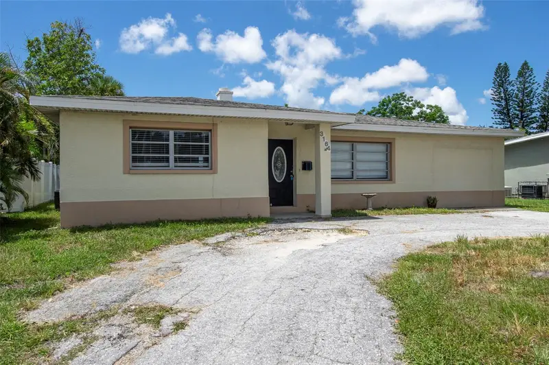3164 66th St N, FL