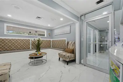 2105 Park Avenue, FL