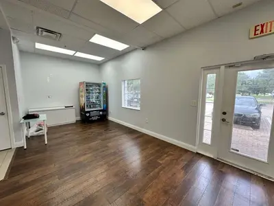 1507 Park Center Drive, FL