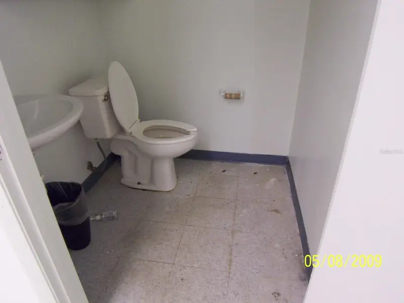 136 W State Road 434, FL