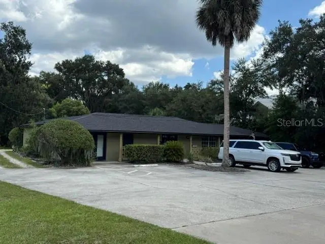 182 S Central Ave #182, FL