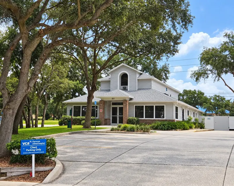 211 N Us 27 Hwy, FL