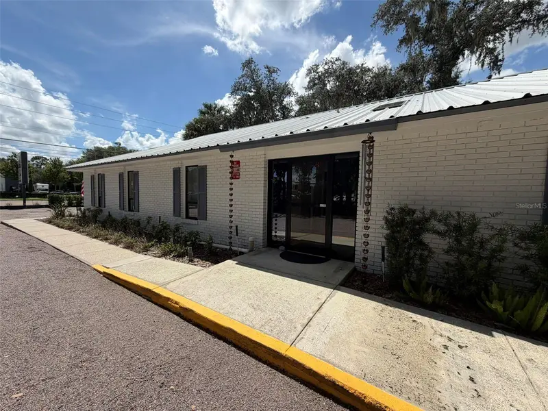2711 W State Road 434, FL